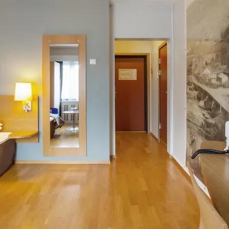 Western Gyldenlove 4*