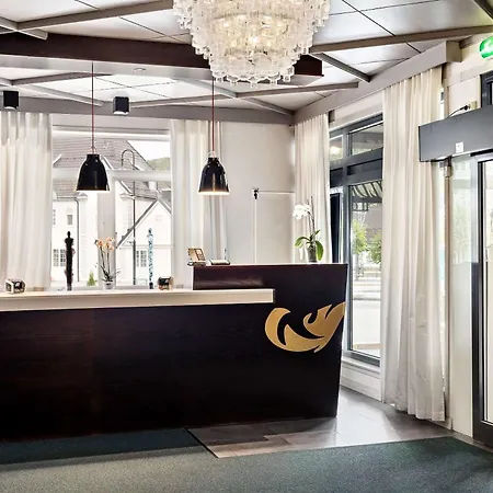 Western Gyldenlove Hotel