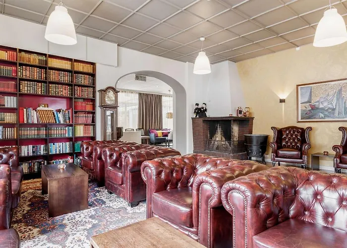 Western Gyldenlove Hotel