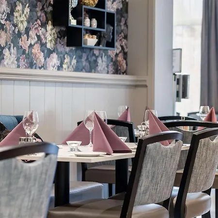 Western Gyldenlove 4*